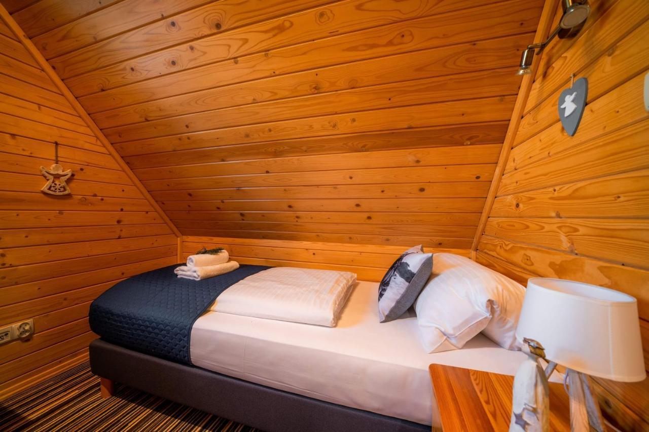 Вилла Domki Widokowe Wooden Luxury Chalet Зомб Экстерьер фото