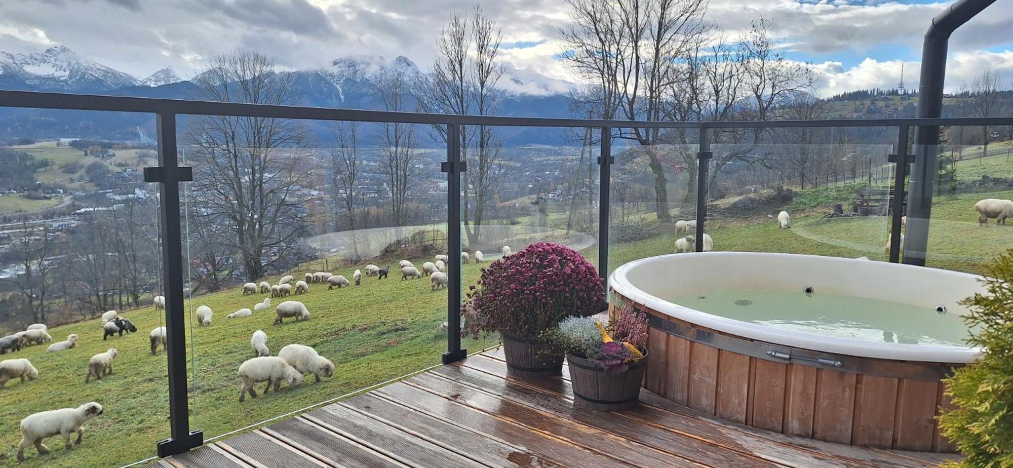 Domki Widokowe Wooden Luxury Chalet & Jacuzzi Зомб Номер фото